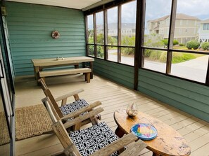 House, 4 Bedrooms | Property grounds
