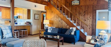 Maison, 4 chambres | Aire de séjour | Téléviseur à écran plat