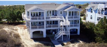 Gray Goose 5 Bedroom Home by RedAwning