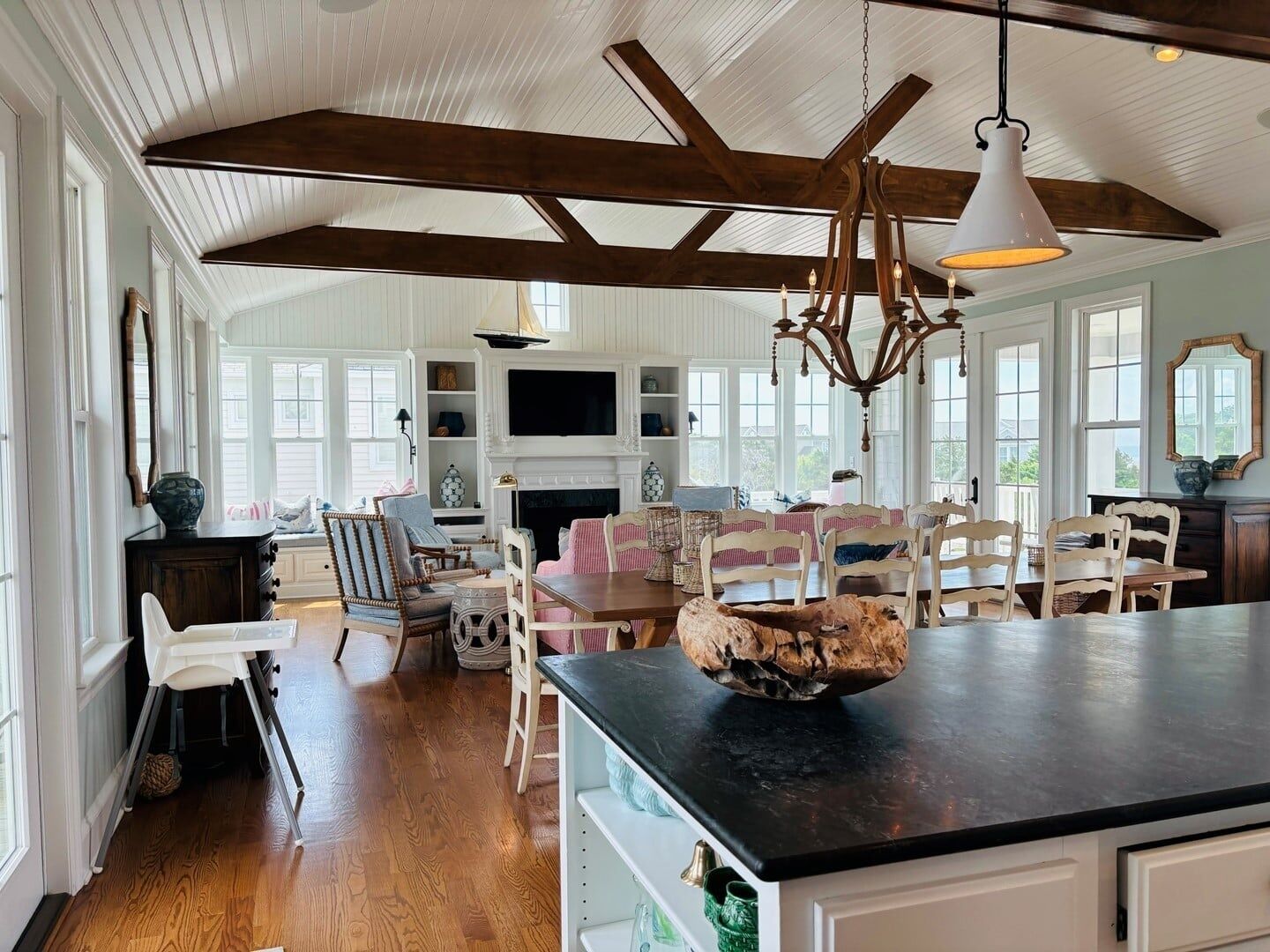 House, 5 Bedrooms | Interior