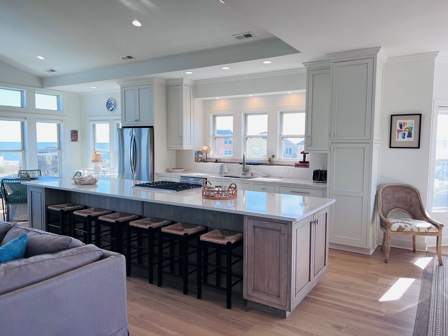 House, 5 Bedrooms | Private kitchen | Full-sized fridge, microwave, oven, stovetop
