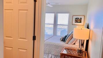 Casa, 5 habitaciones | 5 habitaciones, wifi gratis y ropa de cama