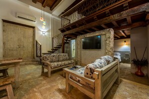 Apartment | Living room