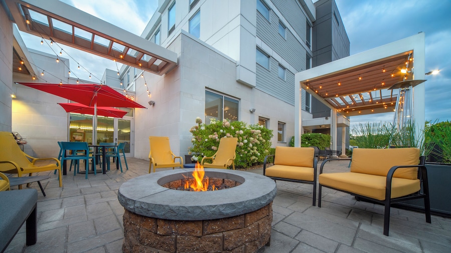 Home2 Suites by Hilton Saratoga/Malta