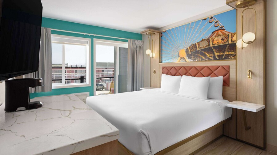 The Vibes Hotel, Trademark Collection by Wyndham