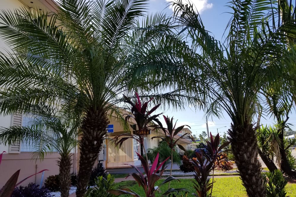 Parkway Inn Airport Motel Miami