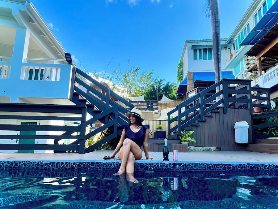 2 outdoor pools, open 8:00 AM to 9:00 PM, sun loungers