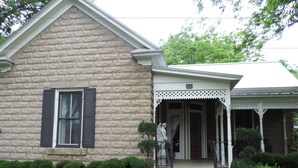 Exterior - Forget Me Not (Fredericksburg)