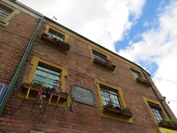 Exterior - Hostel Casa de las Flores (Bogota)