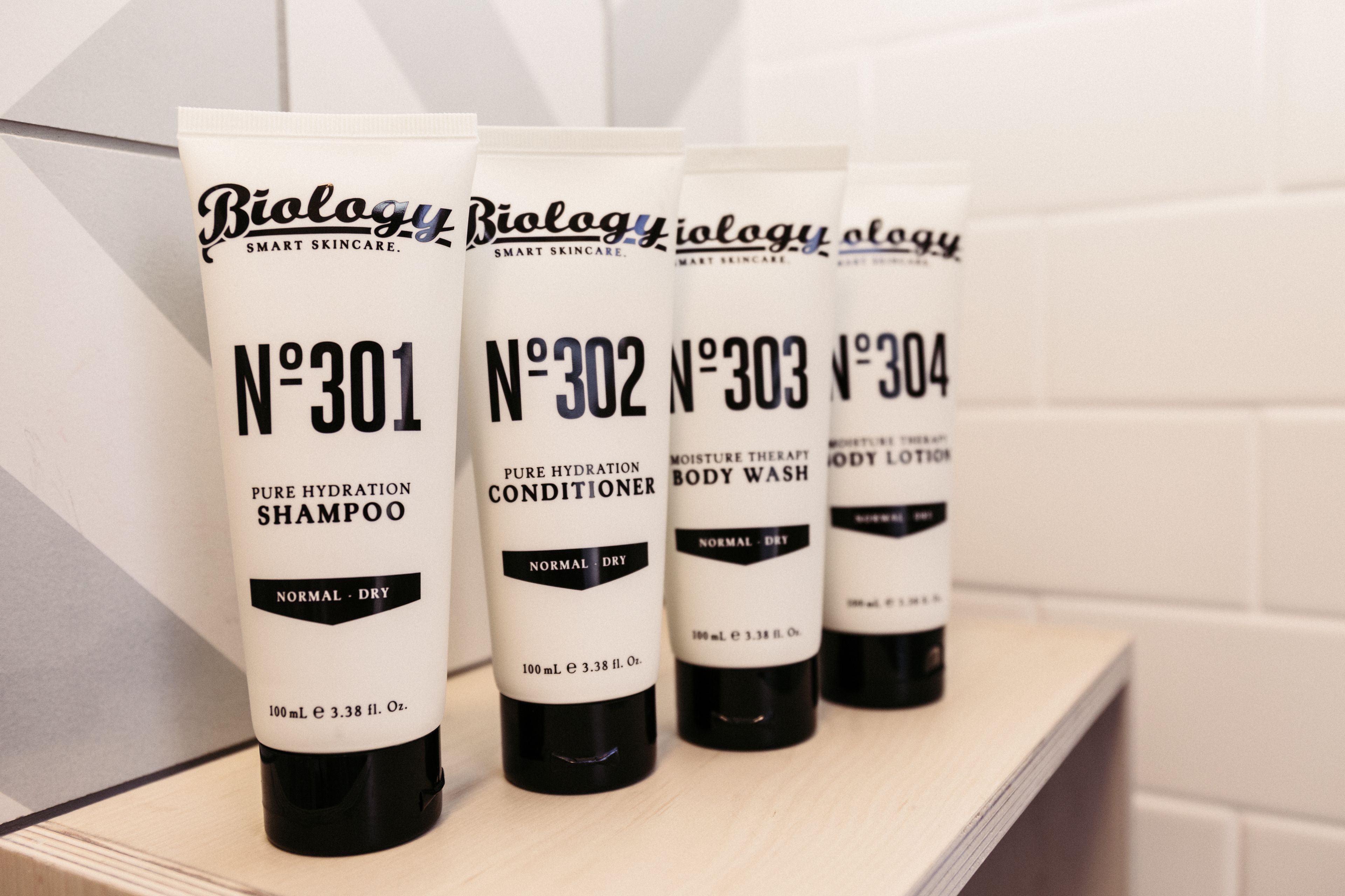 ultimo single room | premium bedding, soundproofing, iron/ironing board, free wifi