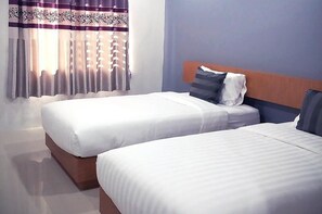 Kamar Twin Standar | Meja kerja dan Wi-Fi gratis