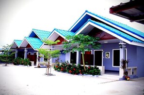 Villa | Desk, free WiFi - Nichravee Resort Ubon Ratchathani (Ubon Ratchathani)