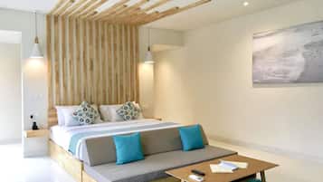 Royal Aine with Jacuzzi | Roupas de cama premium, frigobar, cofres nos quartos, escrivaninha