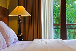 Minibar, in-room safe, desk, free cots/infant beds