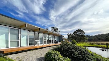 Heron Villa | Lake view