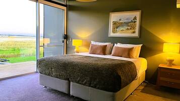 Robin Villa | 1 bedroom, premium bedding, down comforters, individually decorated