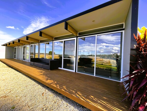 클래식 빌라 (Sandpiper) | 고급 침구, 오리/거위털 이불, 각각 다른 스타일의 인테리어, 각각 다르게 가구 비치