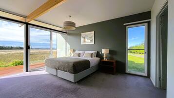 Vila (Heron) | Seprai premium, selimut bulu angsa, dan didekorasi berbeda-beda