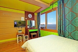 Rose Hip | Room amenity