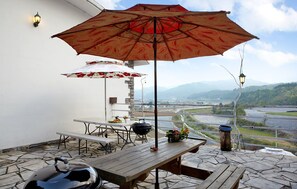 Family Double Room | Free WiFi - Bongpyung Provence Pension (Pyeongchang)