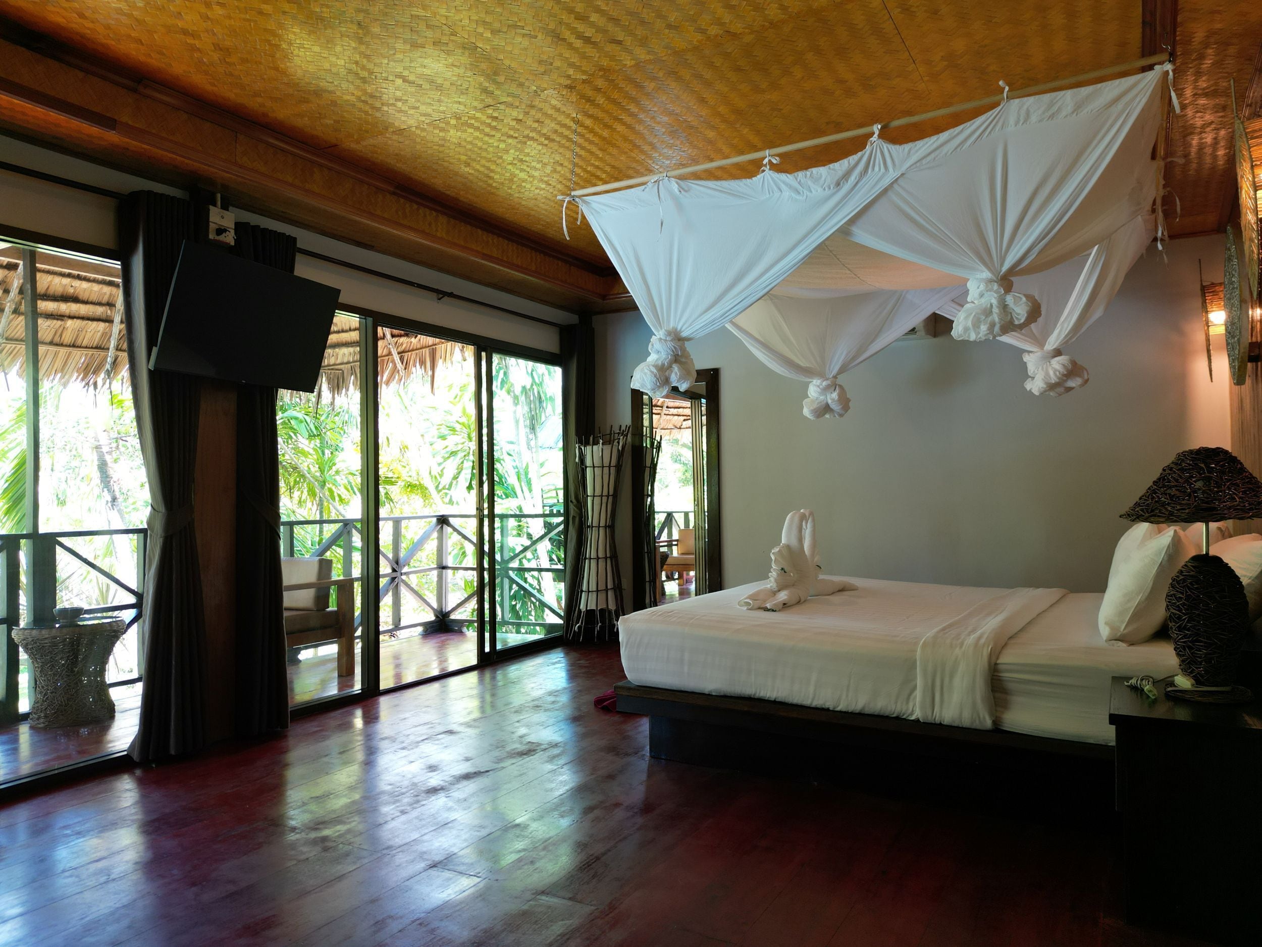 Superior Garden Loft | 迷你吧、客房內保險箱、書桌、遮光布/窗簾