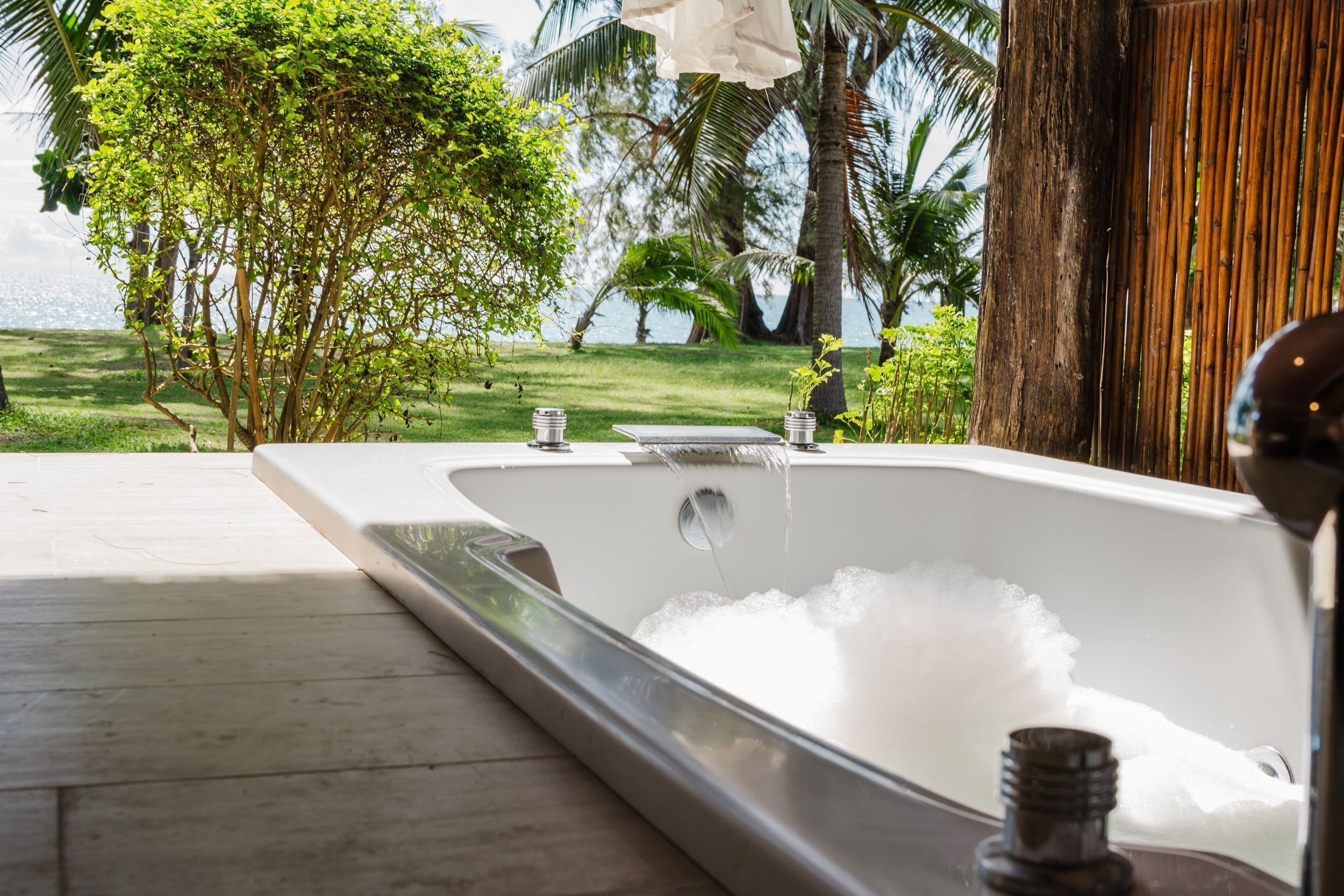 Beachfront Villa with Spa Bath | Terrace/patio