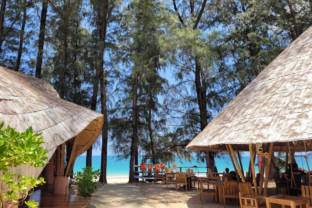 Long Beach Chalet