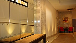 Unclassified image, 4 of 72, button - Hotel All In Aranjuez (Aranjuez)