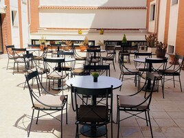 Se sirven desayunos, almuerzos y cenas
