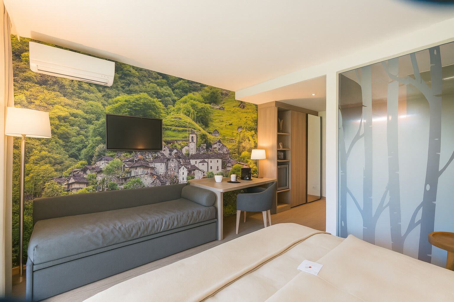 premium triple room, 3 single beds, private bathroom | 1 bedroom, premium bedding, minibar, in-room safe