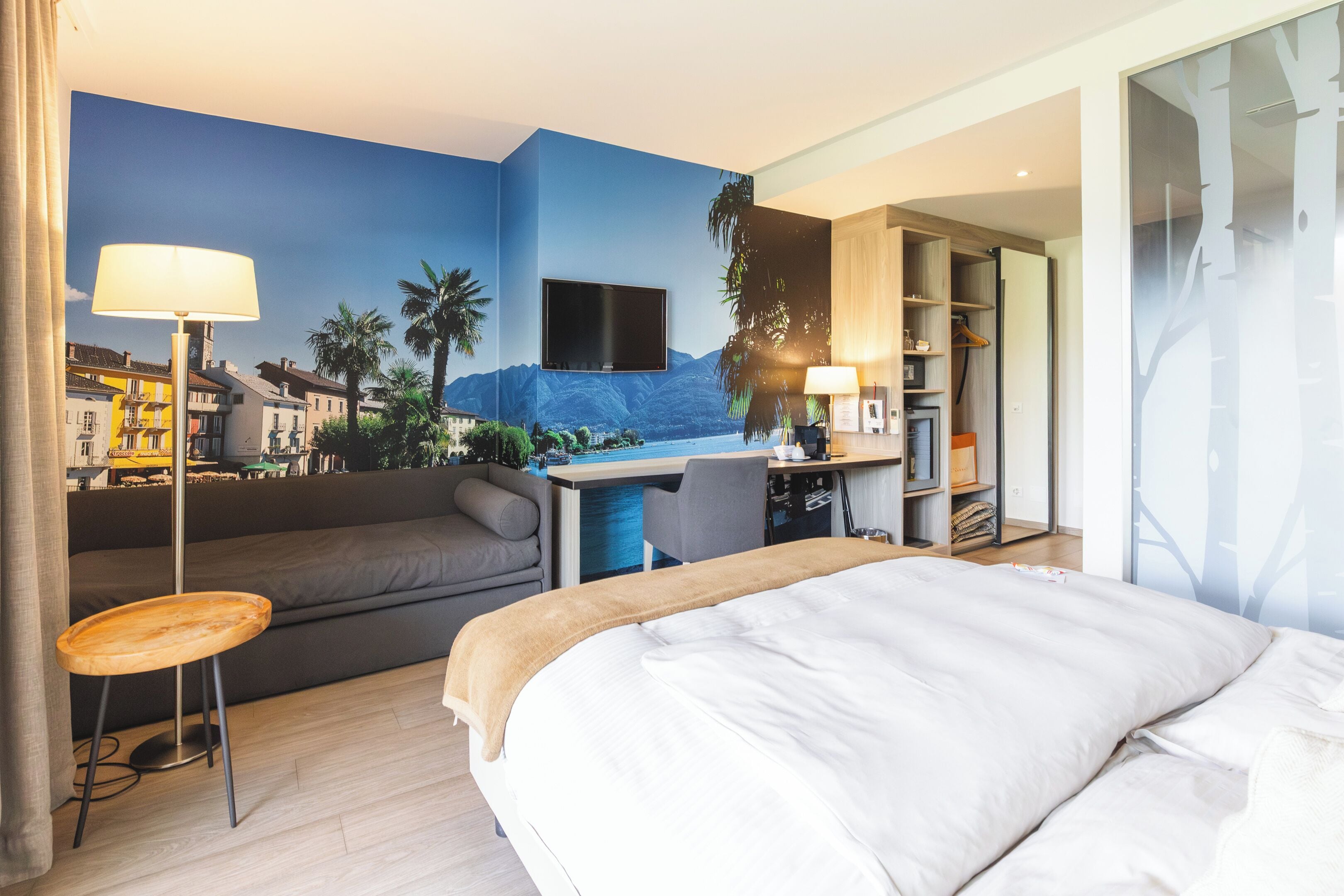 premium triple room, 3 single beds, private bathroom | 1 bedroom, premium bedding, minibar, in-room safe