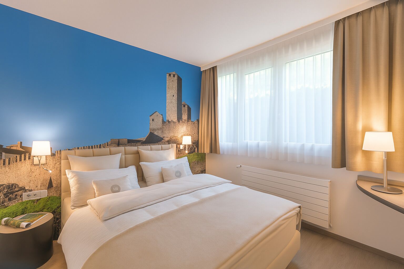 economy double room, 2 single beds, private bathroom | 1 bedroom, premium bedding, minibar, in-room safe