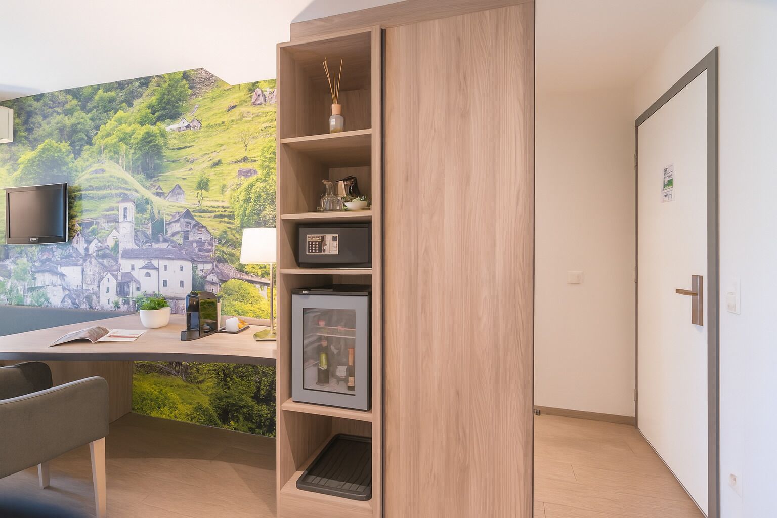 premium triple room, 3 single beds, private bathroom | 1 bedroom, premium bedding, minibar, in-room safe