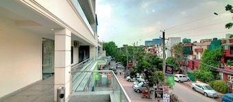 Hotel Staayz Premium
