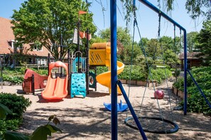 Außen-Kinderspielplatz