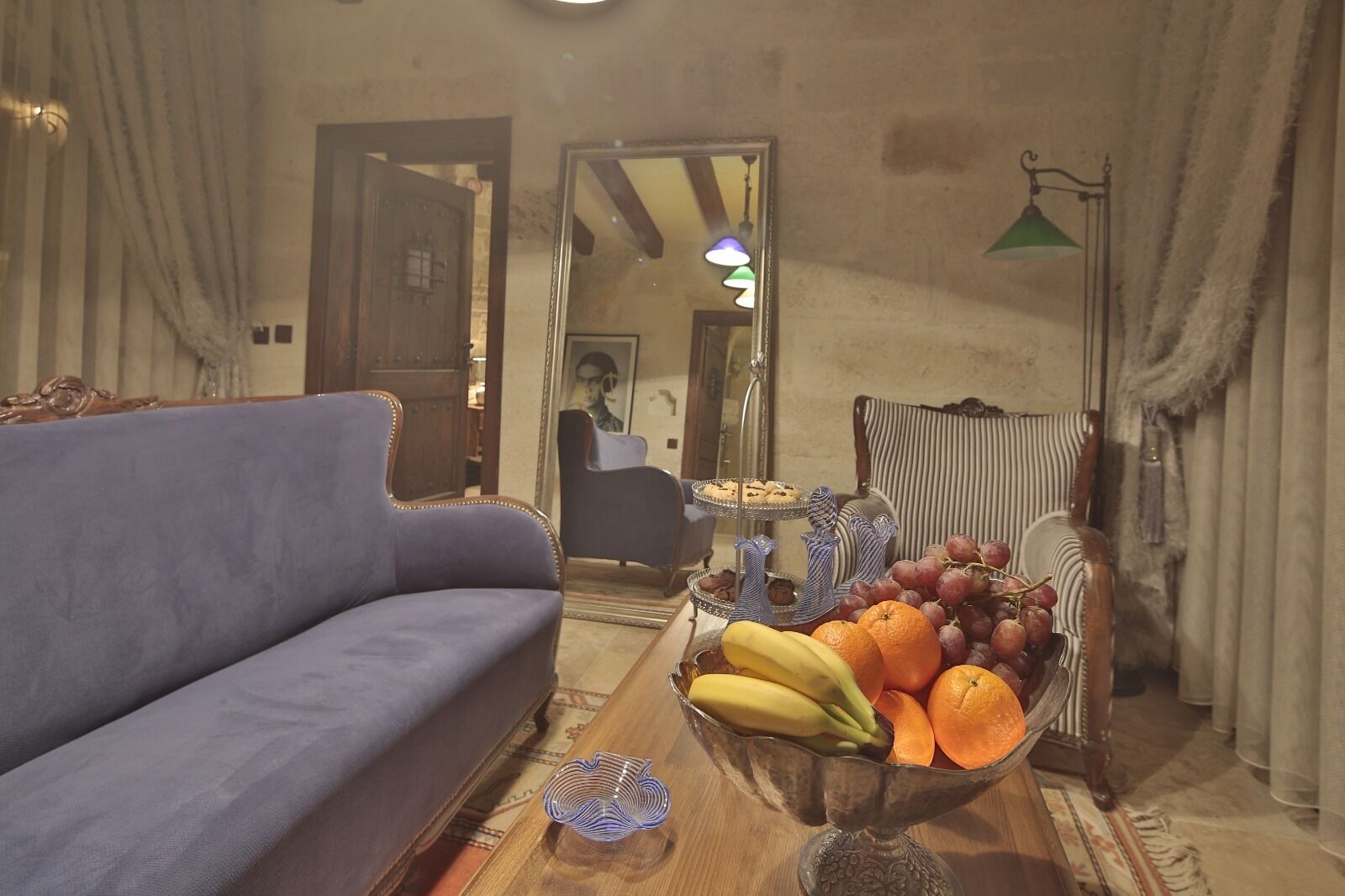 royal suite, 1 king bed, hot tub, hill view | frette italian sheets, premium bedding, down duvets, pillow-top beds