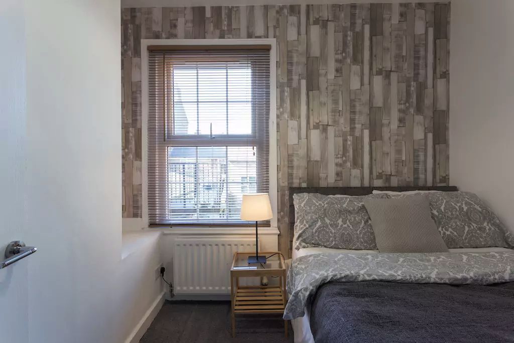 economy house (hastings house) | 2 bedrooms, iron/ironing board, free wifi, bed sheets
