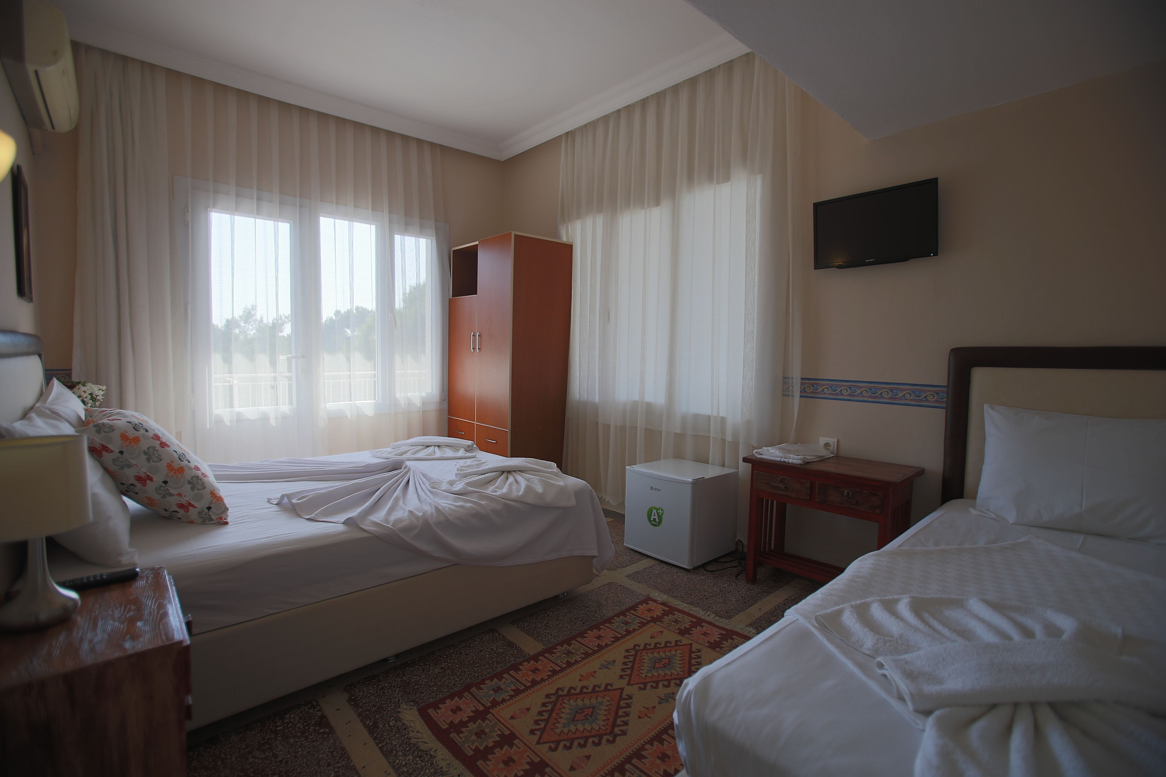 Premium bedding, desk, free WiFi, bed sheets