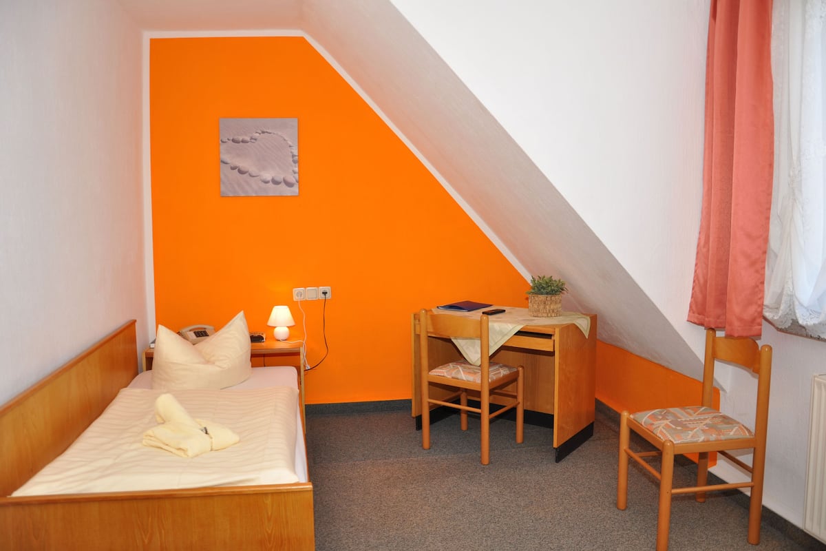 Desk, iron/ironing board, free WiFi, bed sheets