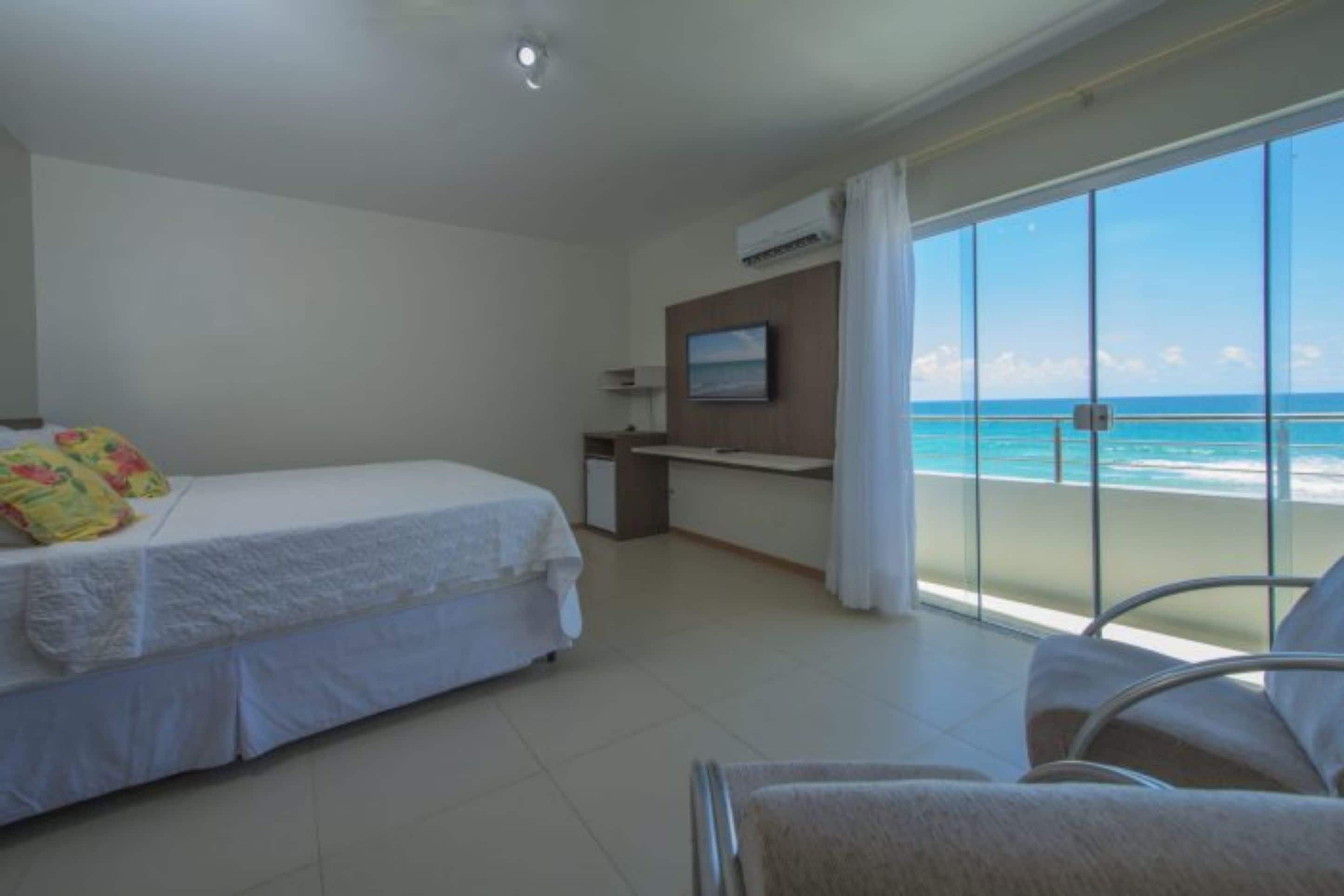 suite, sea view (double) | 1 bedroom, in-room safe, blackout curtains, iron/ironing board