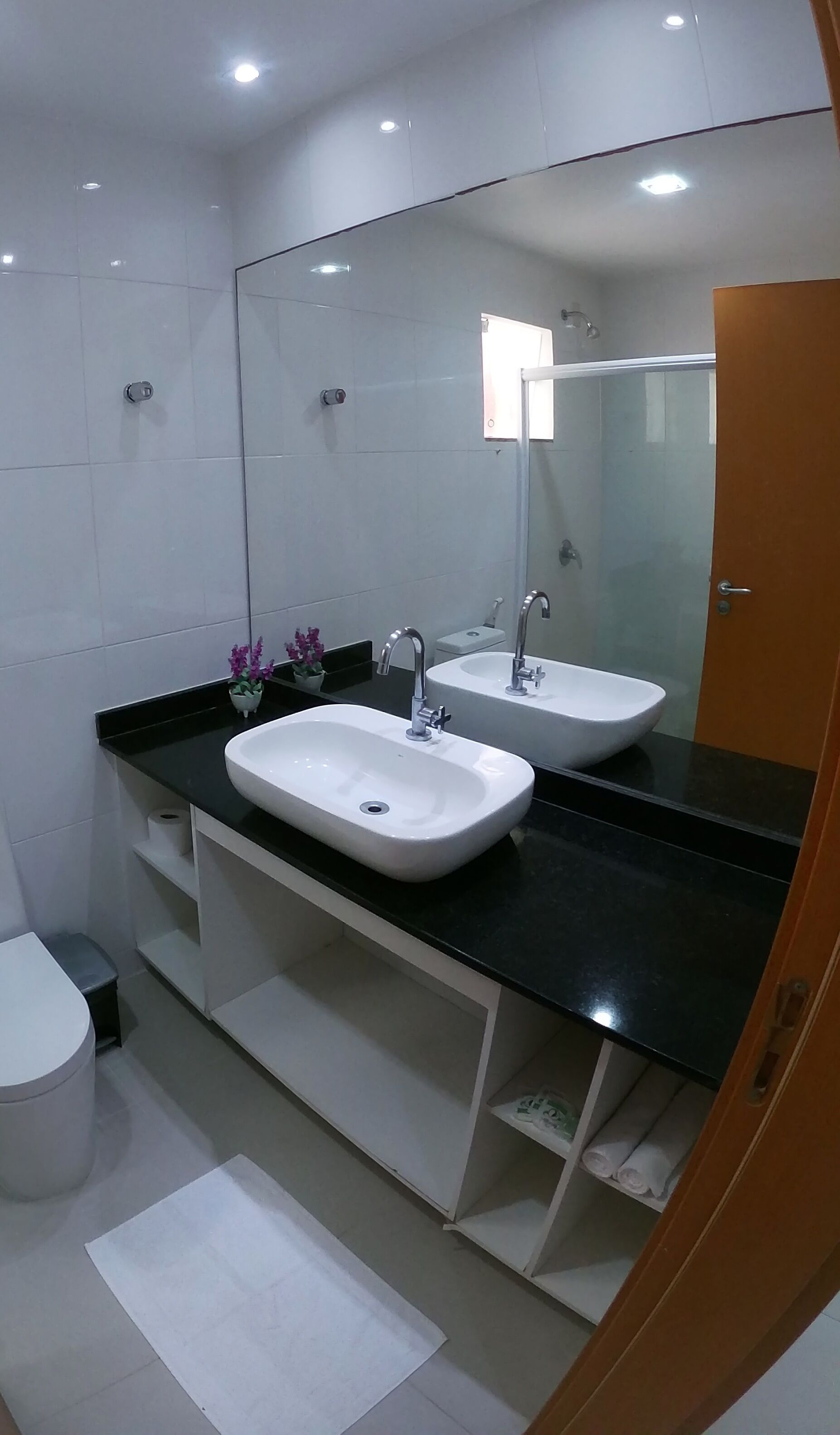 triple room, partial sea view | bathroom | shower, towels