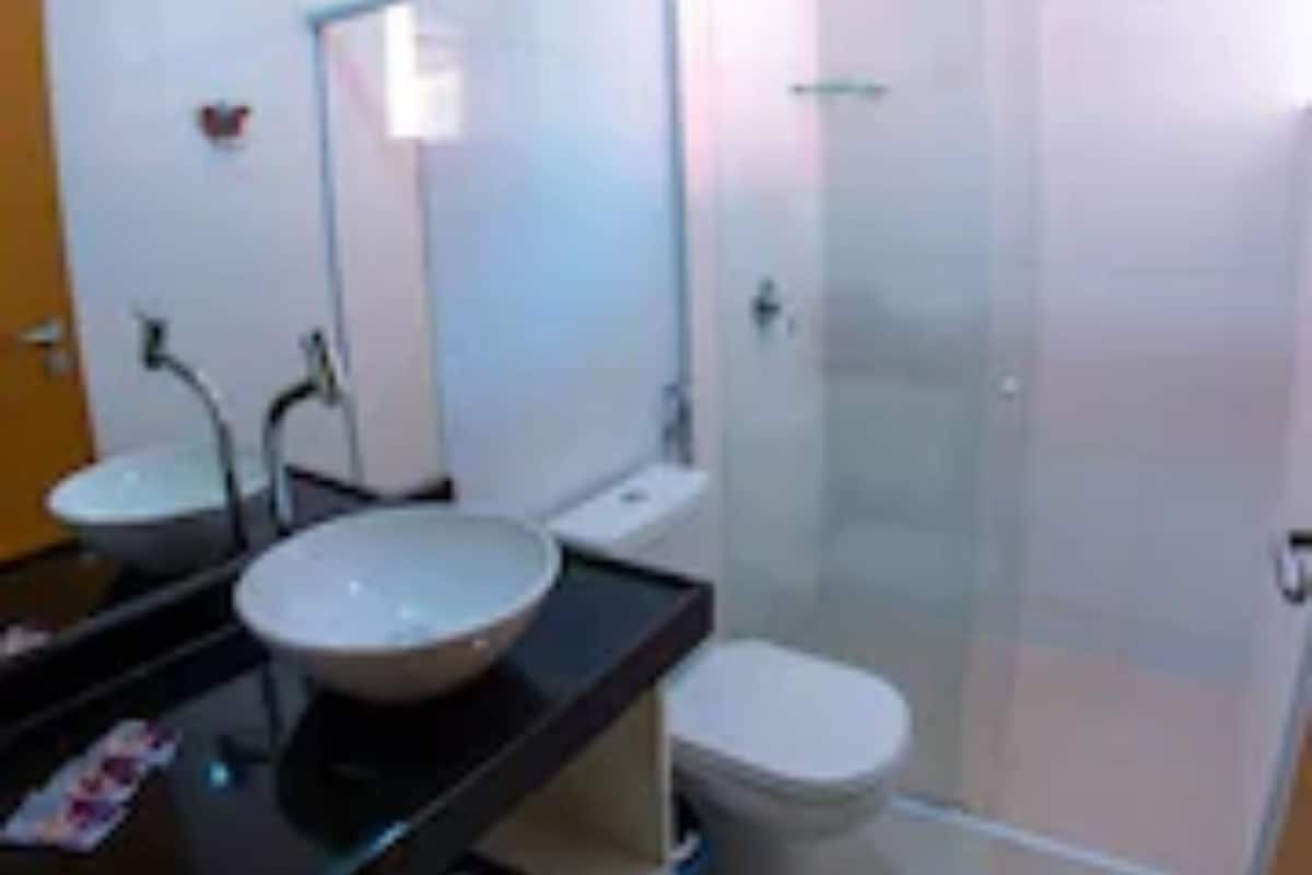 Apart Daire, 2 Yatak Odası, Deniz Manzaralı | Banyo | Duş, havlu