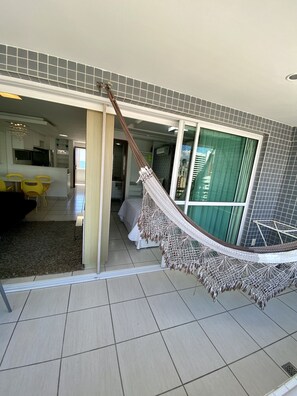 Apartamento superior, 2 quartos | Sacada