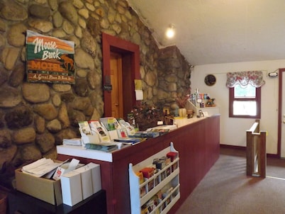 Moose Brook Motel