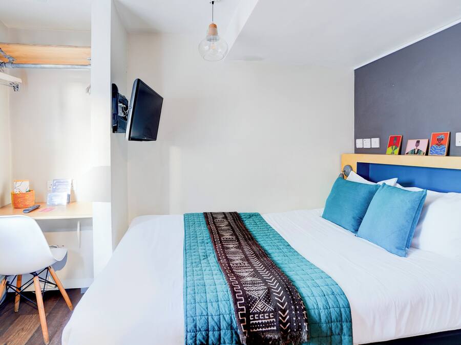 1 bedroom, premium bedding, desk, iron/ironing board