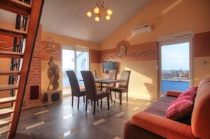 Appartement Luxe, 2 chambres | Salle de séjour