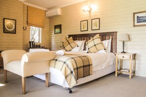 Luxury Room, 1 Bedroom (Double Room 1) | Free WiFi, bed sheets - Gerald's Gift Guest House (Addo)