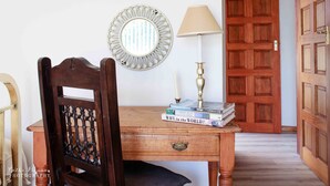 Room 3 | Desk, iron/ironing board, WiFi (surcharge) - Amasun B&B (George)