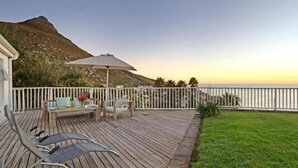Terrace/patio - Hideaway Beach Villa (Cape Town)
