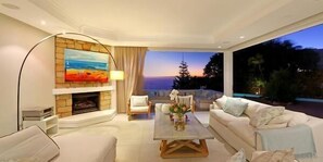 Living room - Hideaway Beach Villa (Cape Town)